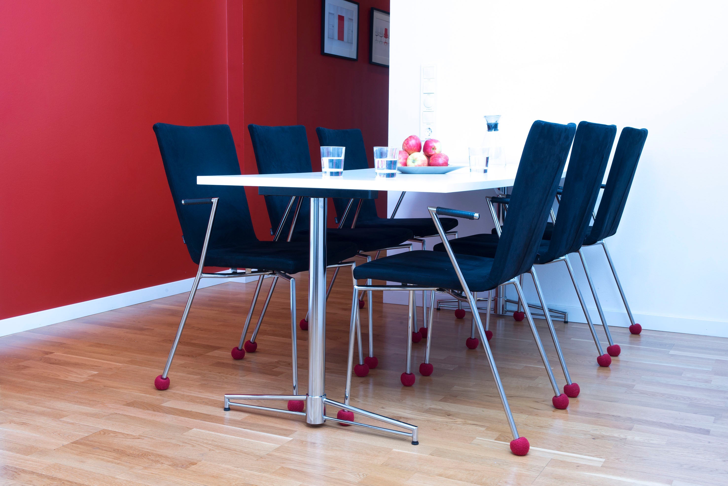 Støjdæmpende møbelsko